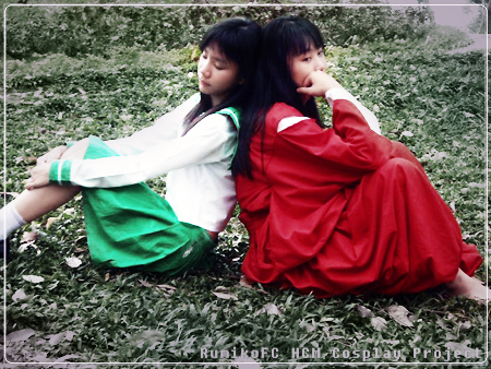 http://fc04.deviantart.com/fs18/f/2007/144/5/c/Inuyasha_and_Kagome_cosplay_2_by_DiaryDream.jpg